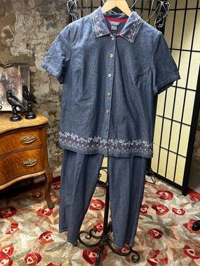 VTG 90s City Blues by Koret Embroidered Denim Shirt/Pants Set: Size MEDIUM